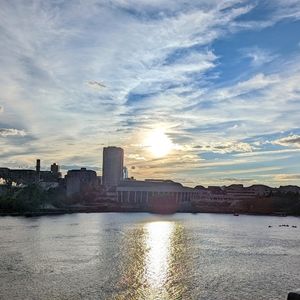 Meet your Posher, Yoselin